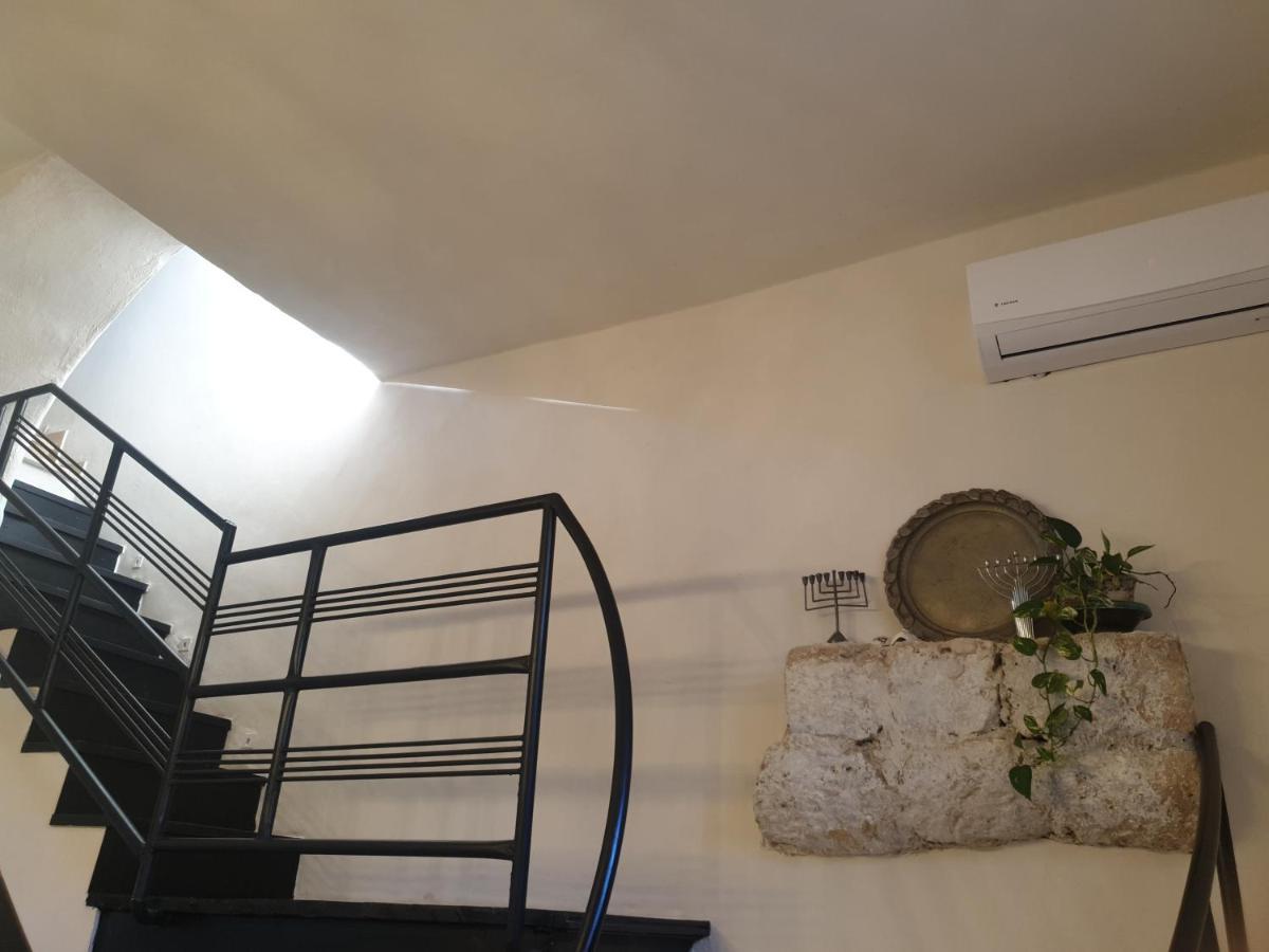 Appartamento Luxury Studio At The Heart Of Old Jaffa Tel Aviv Esterno foto